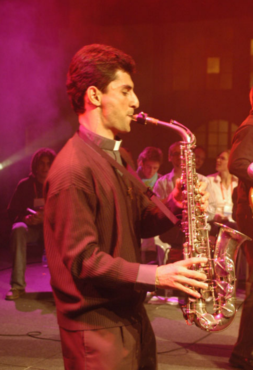 PRIESTBAND PRIESTBAND